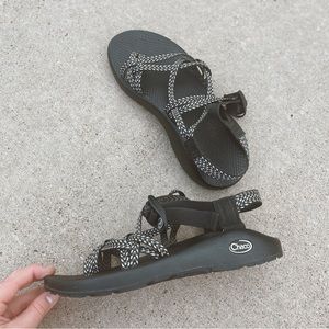 chaco women’s zx/2 classic wide width sandal size 9 wide